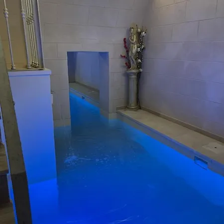 Δωμάτια σε οικογενειακή κατοικία Handy Specus