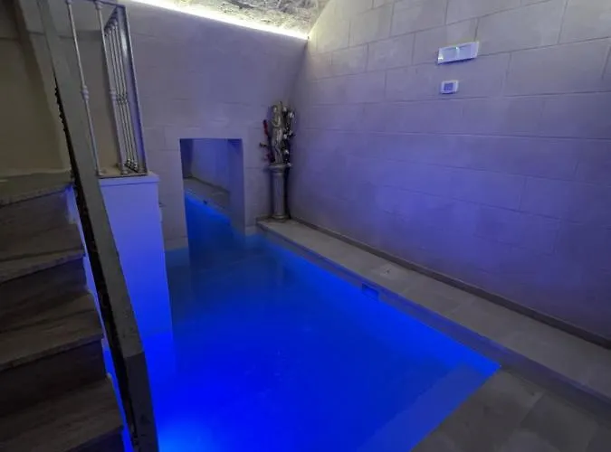 Handy Specus Homestay *